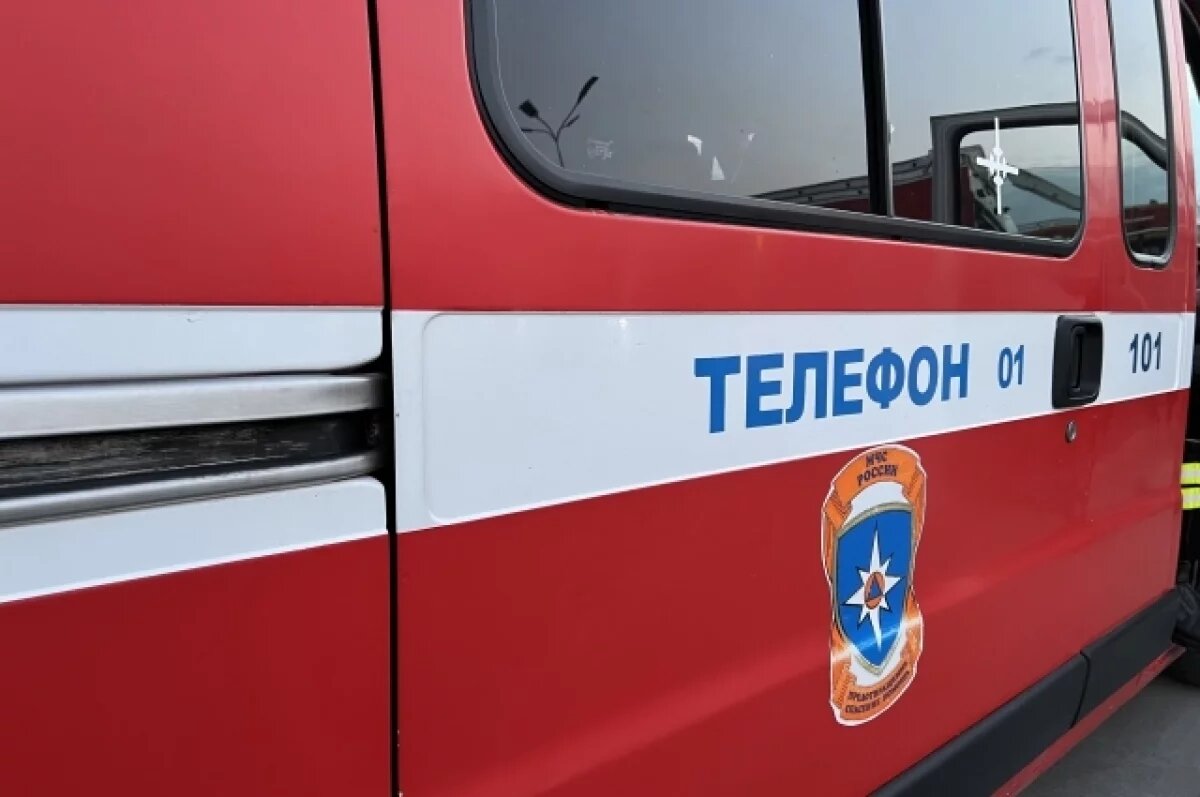    Открытое горение ликвидировали в крупном пожаре в хуторе под Ростовом