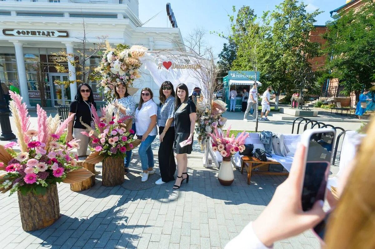  📷    Оренбургу 281 год. Сегодня — это крупнейший политический, культурный и промышленный центр Марина Шарт