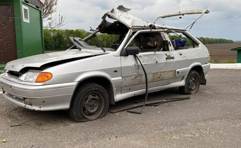 Ни один волонтер или журналист не видел возле таких машин ни судей, ни гаишников...