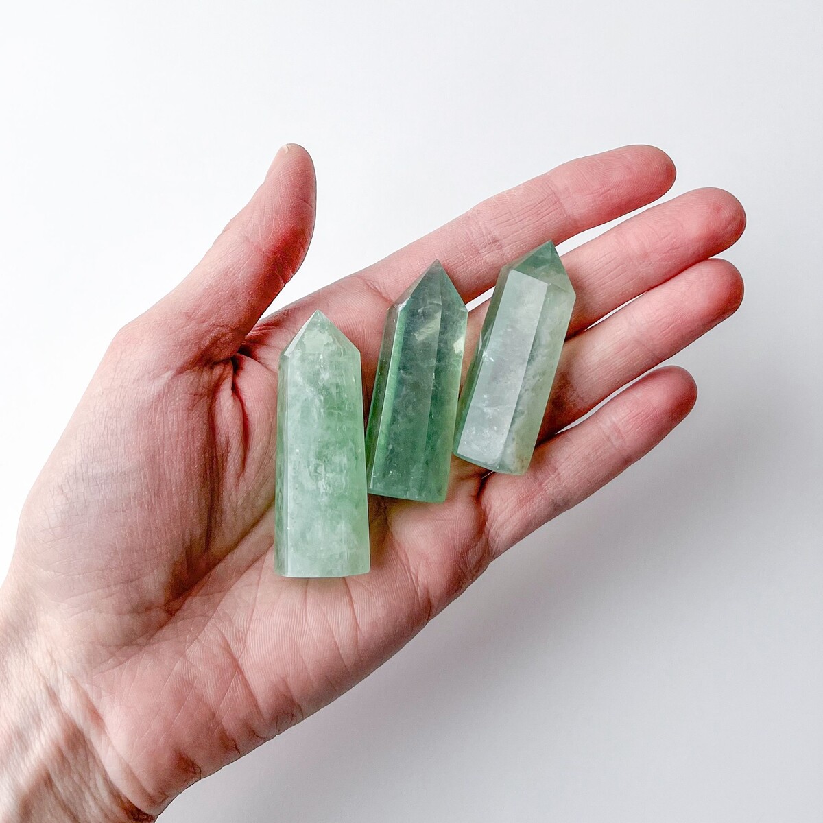 кристаллы зеленого флюорита