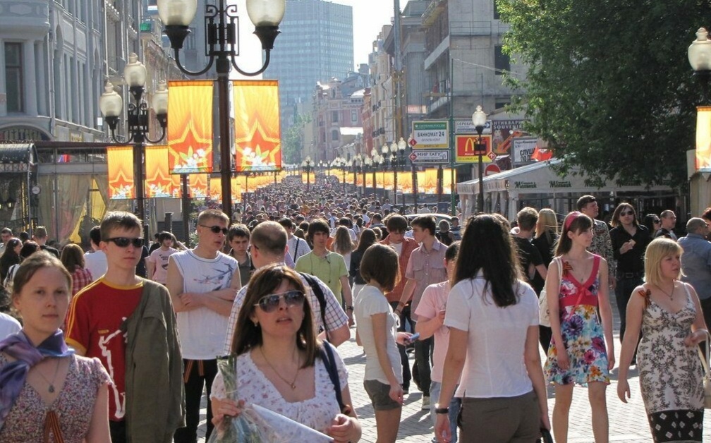 Из открытых источников в интернете. На улицах Москвы.