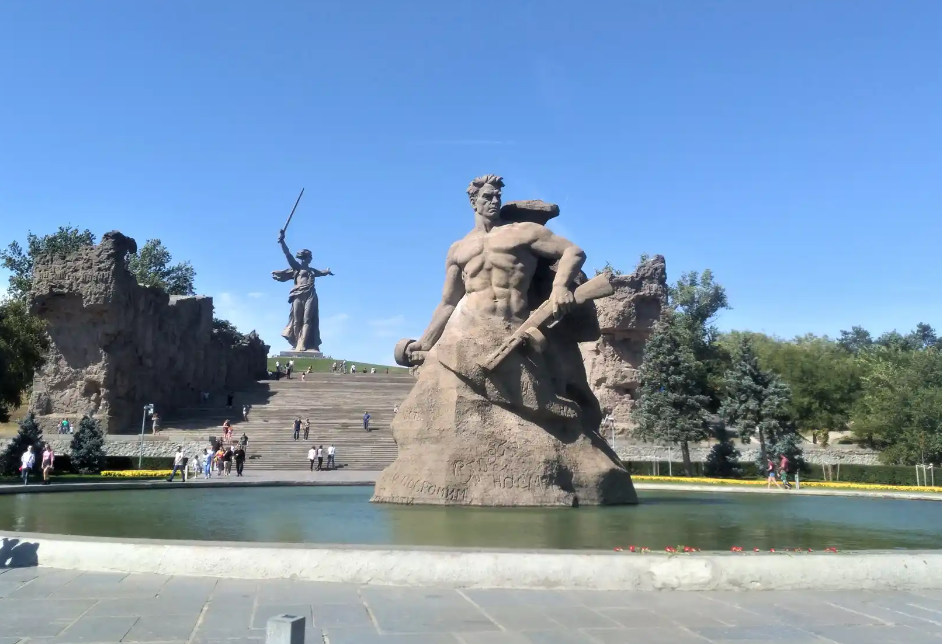 Вид на Мамаев курган