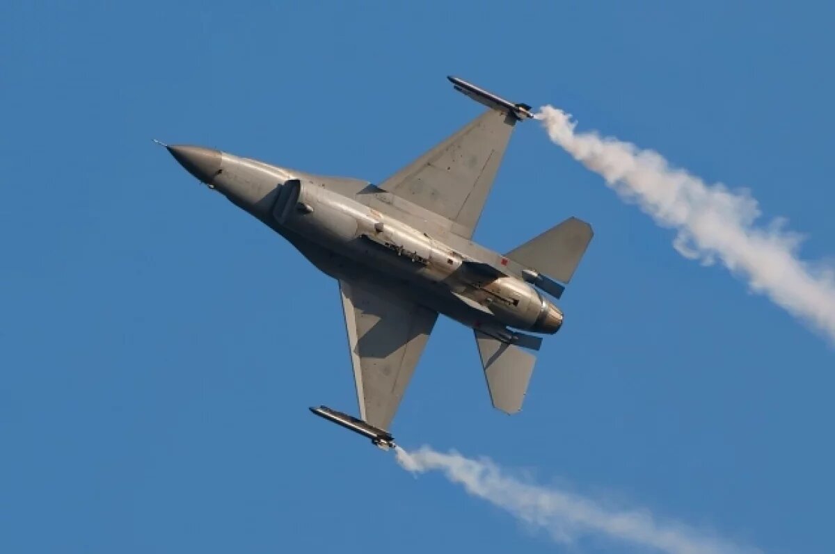    NYT: в США сомневаются в официальной версии Киева о крушении F-16