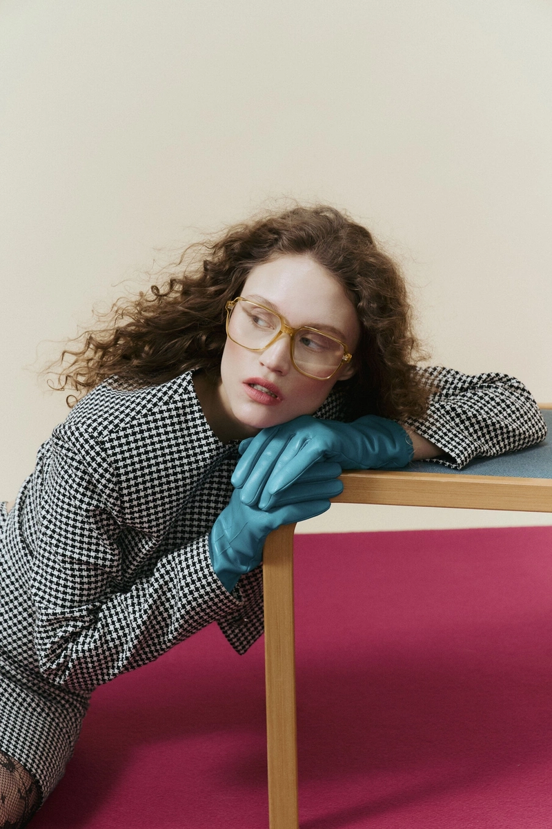    Этой осенью одежда из твида снова будет на пике популярности. На фото: лукбук Mollis