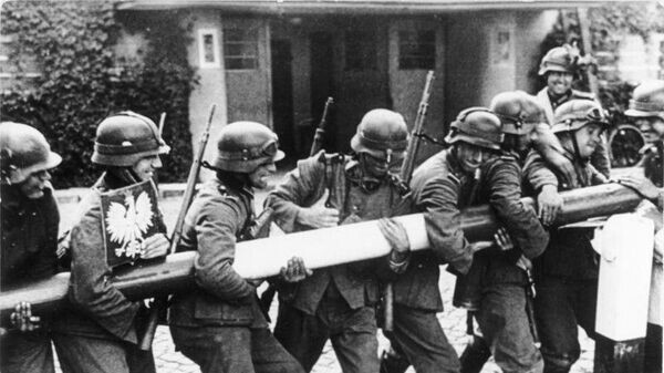    © commons.wikimedia.org / German Federal Archives