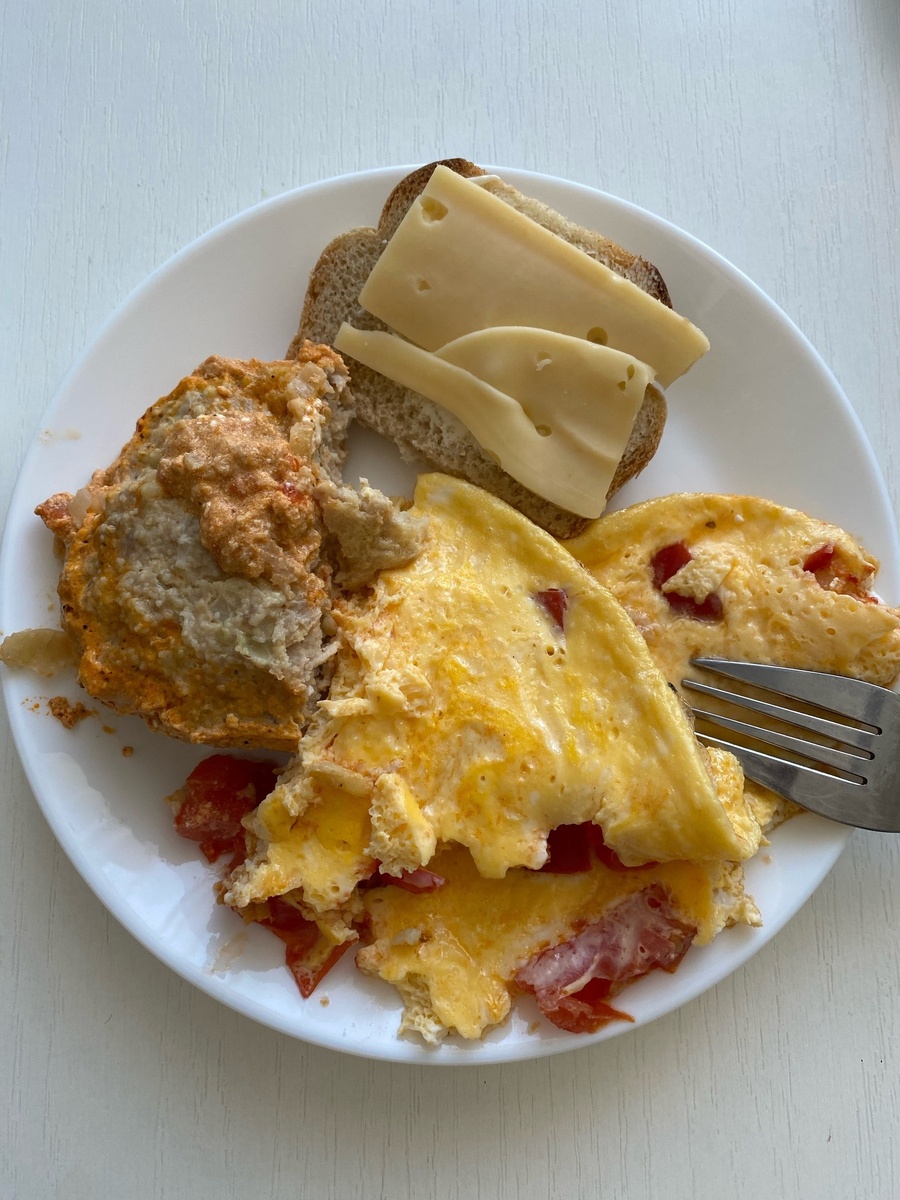 мой не фотогеничные, но вкусный завтрак