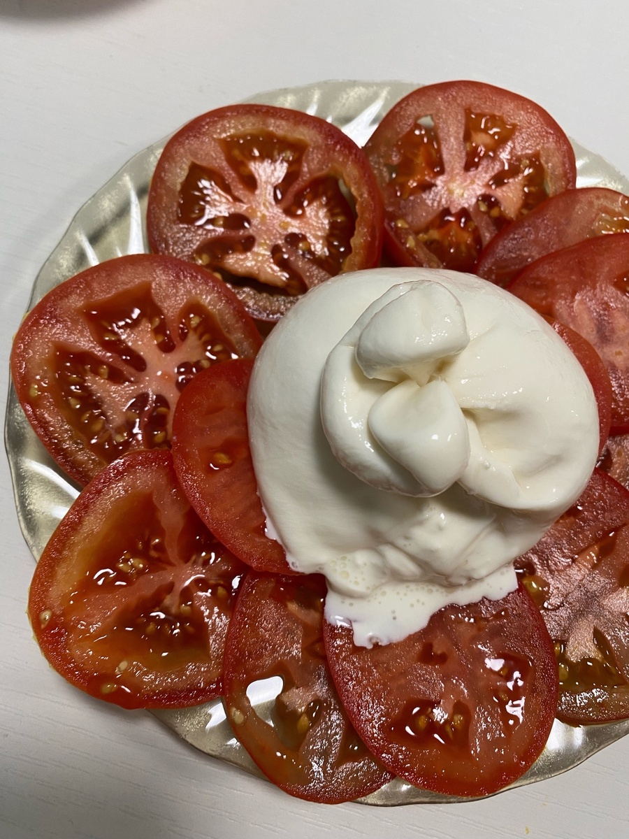 эту порцию разделили на троих