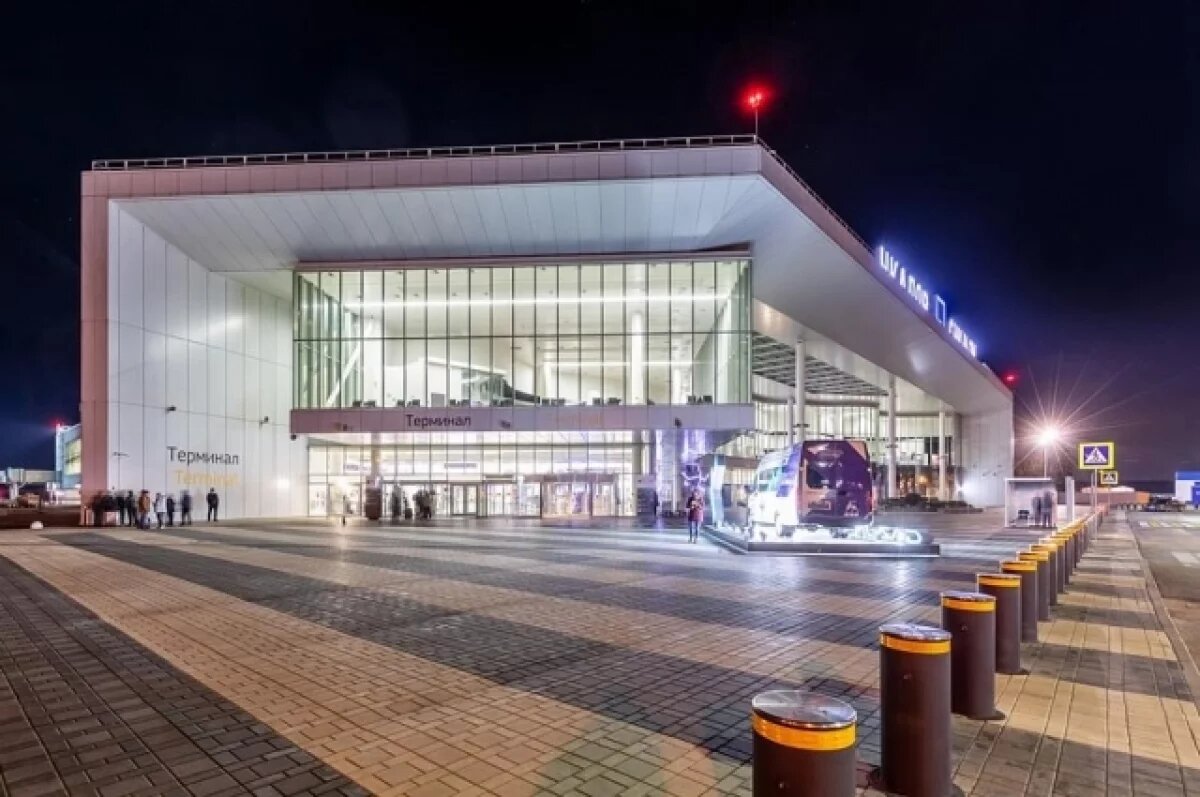    Нижегородский аэропорт принял 13 самолётов, летевших в Москву