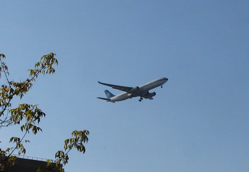 А330 из Китая  авиакомпании "China Southern Airlines"