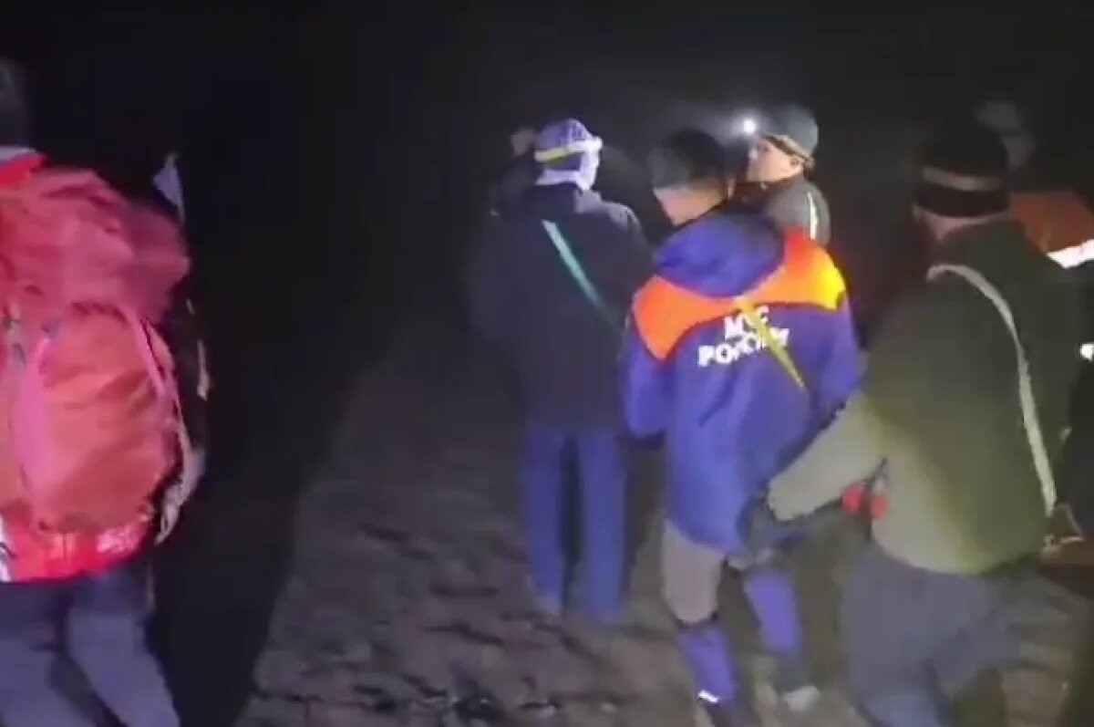    МЧС обнаружил обломки пропавшего на Камчатке вертолёта с туристами из Перми