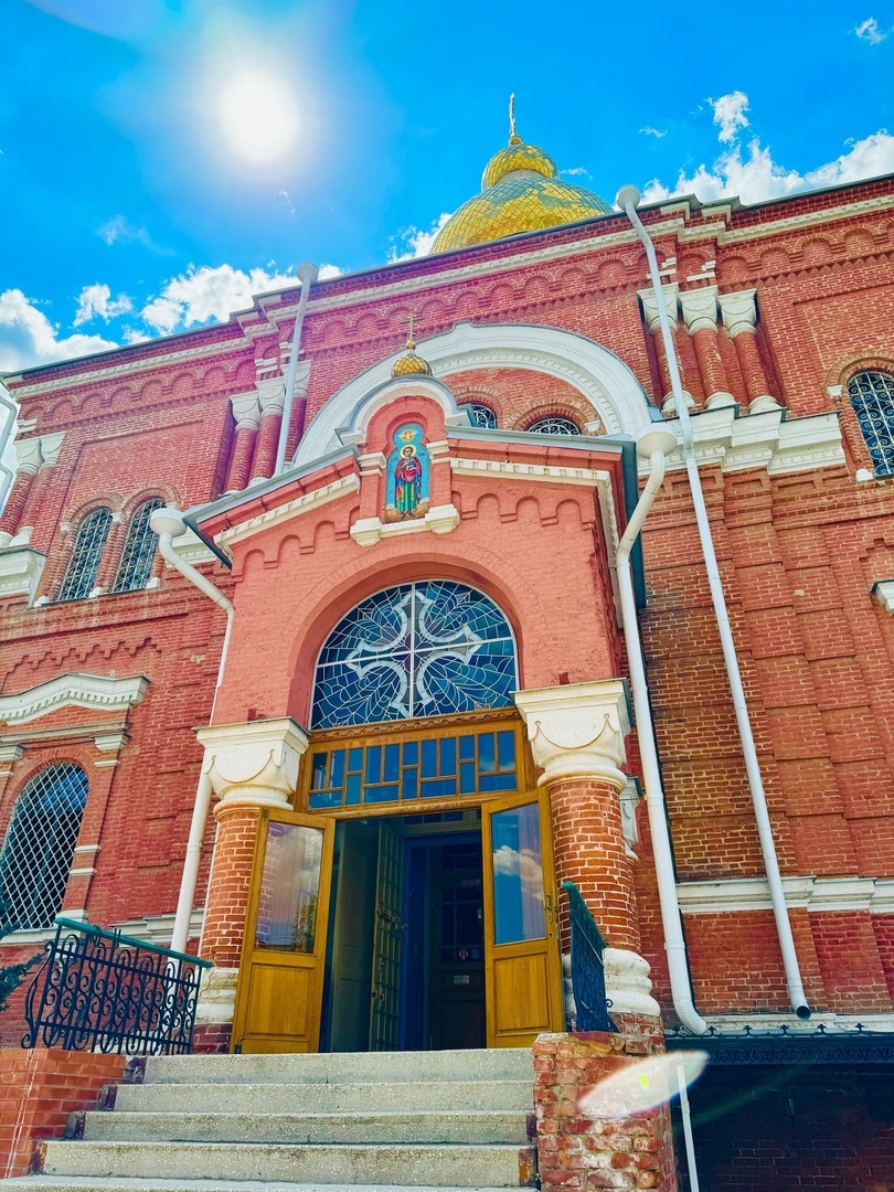 Астрахань. Покровская церковь