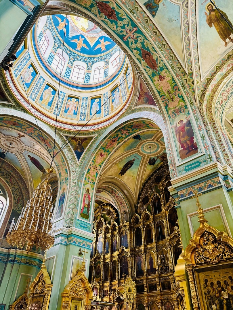 Астрахань. Покровская церковь изнутри