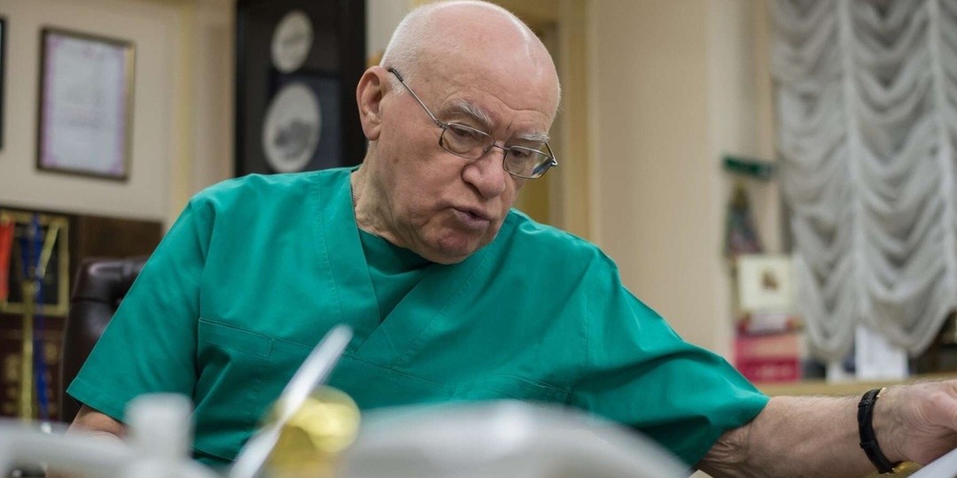 Ужин съешь сам, а завтрак отдай врагу: Разбираем рекомендации по питанию Лео Бокерии - легендарного советского доктора