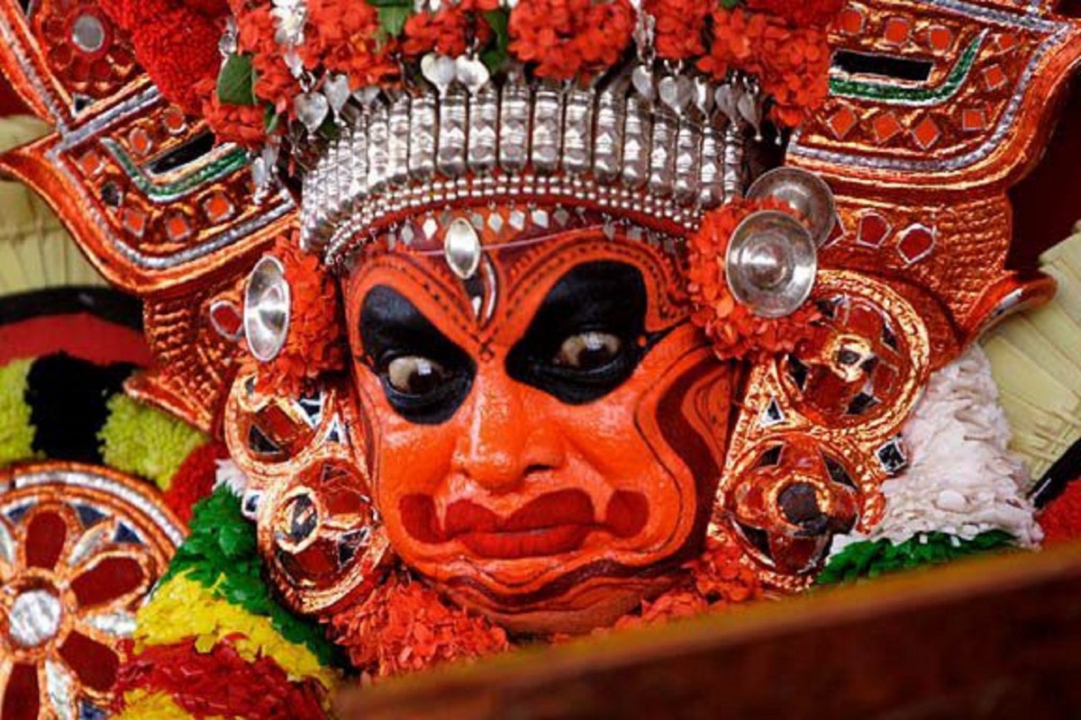 Почему маски в Индии считаются мостом между мирами?
