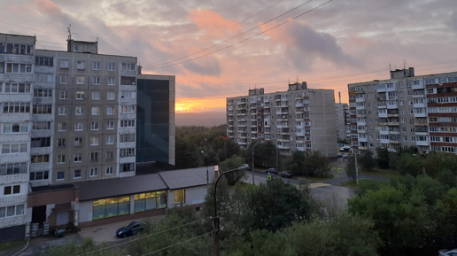 Мурманск. От лета до осени одна ночь. Туманное утро 1 сентября.