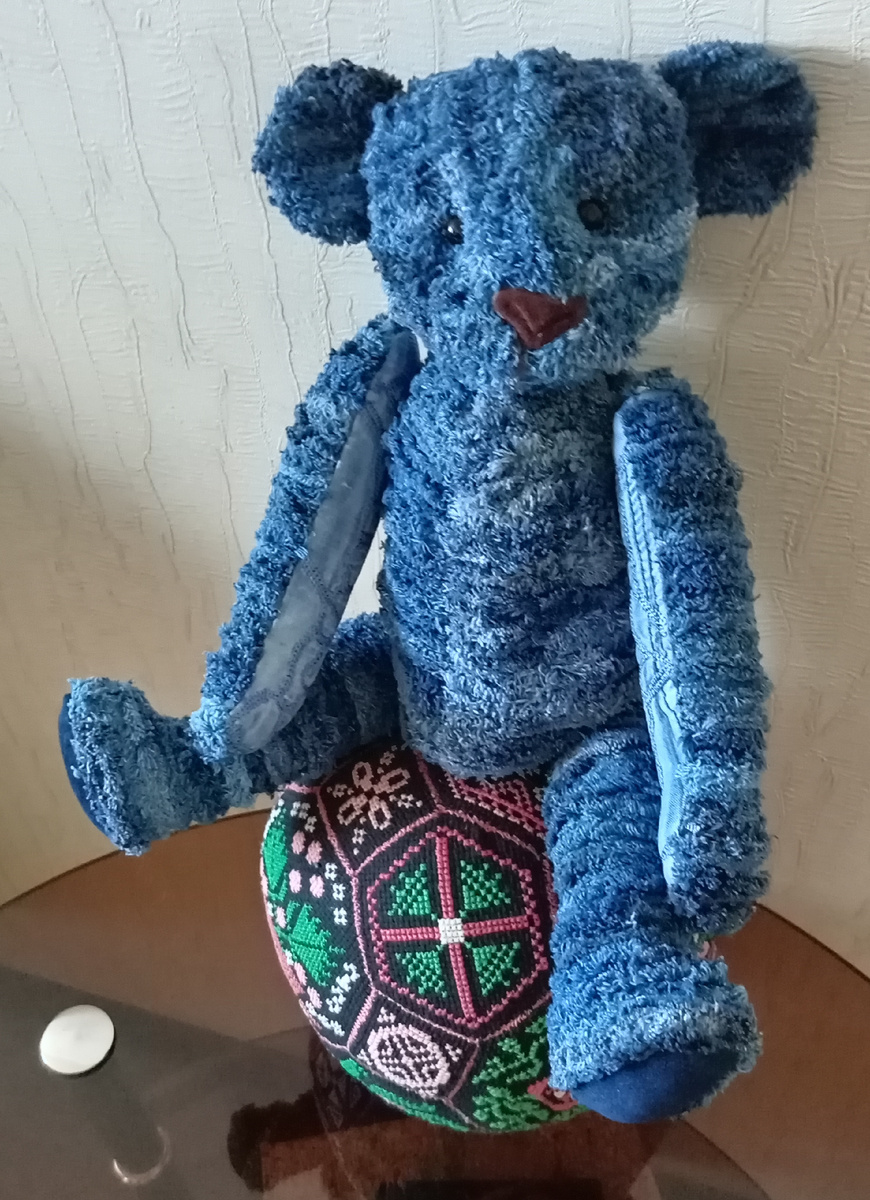 Шьем мишку - тедди из старых джинсов. 