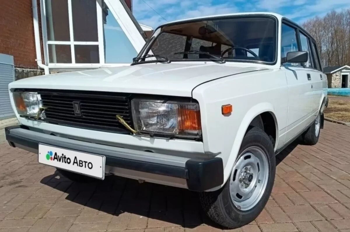    Уникальный 40-летний ВАЗ-2104 продают за 2,5 млн рублей в Новосибирске