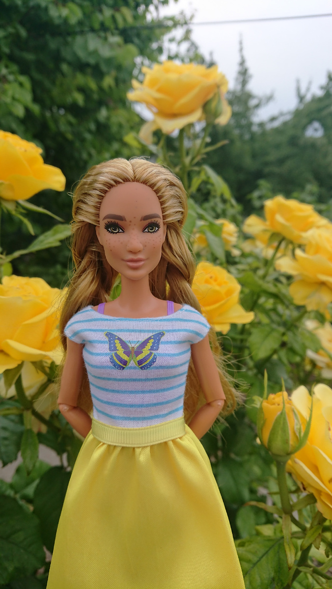 Barbie fashionistas 108 на теле Cutie Reveal Лев HKR06 