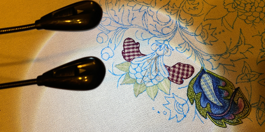 Якобинская вышивка "Упорство", ч.2: змейки, клетки и витки.