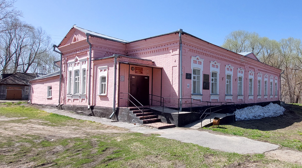 Здание Бергамта (г.Змеиногорск, ул.Ленина, 13)