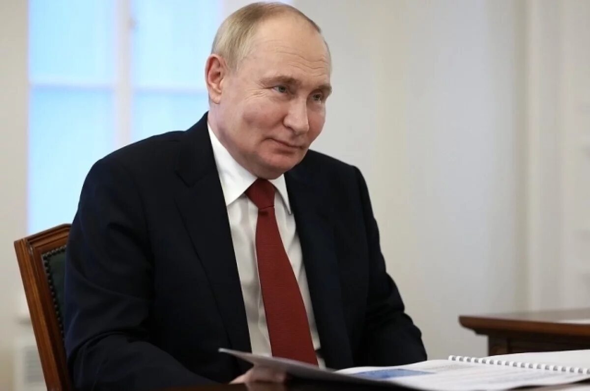   Песков: Путин всегда крайне аккуратен в высказываниях в отношении коллег