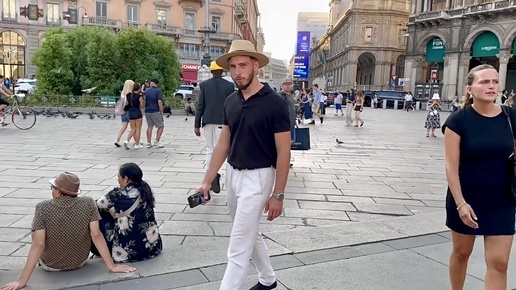 Подборка повседневных образов из самого ❤️Милана🇮🇹Площадь Дуомо