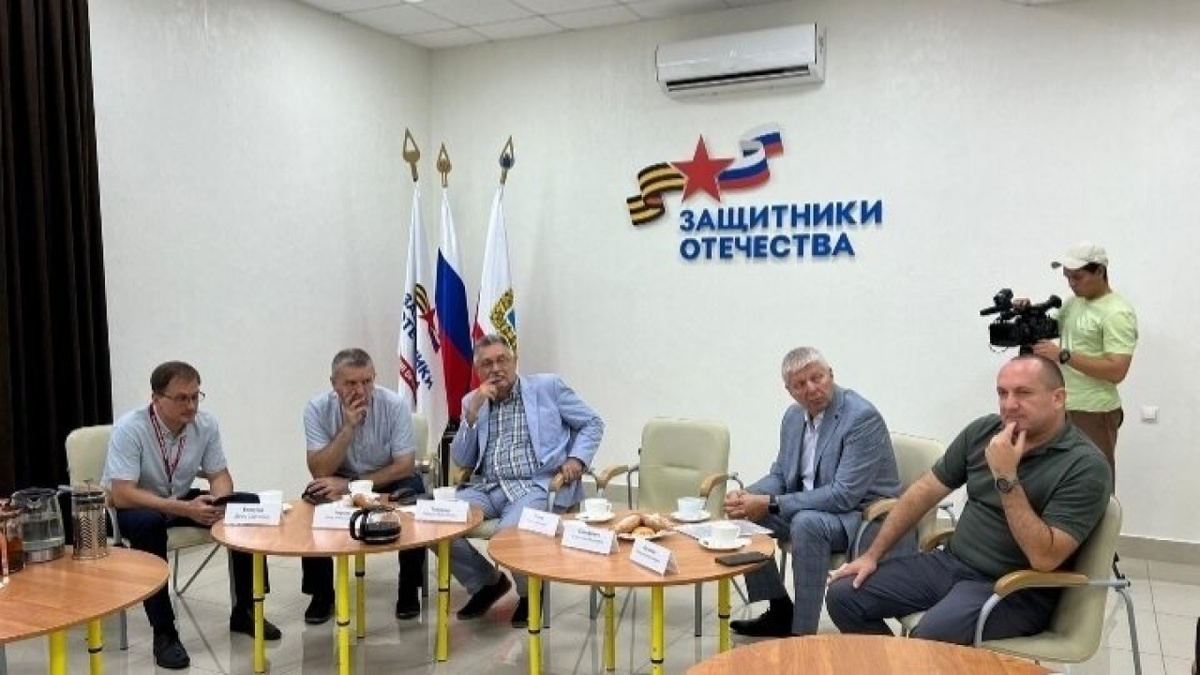    Депутат Калинин провел прием участников СВО и членов их семейНовости Саратова и области – Сетевое издание «Репортер64»