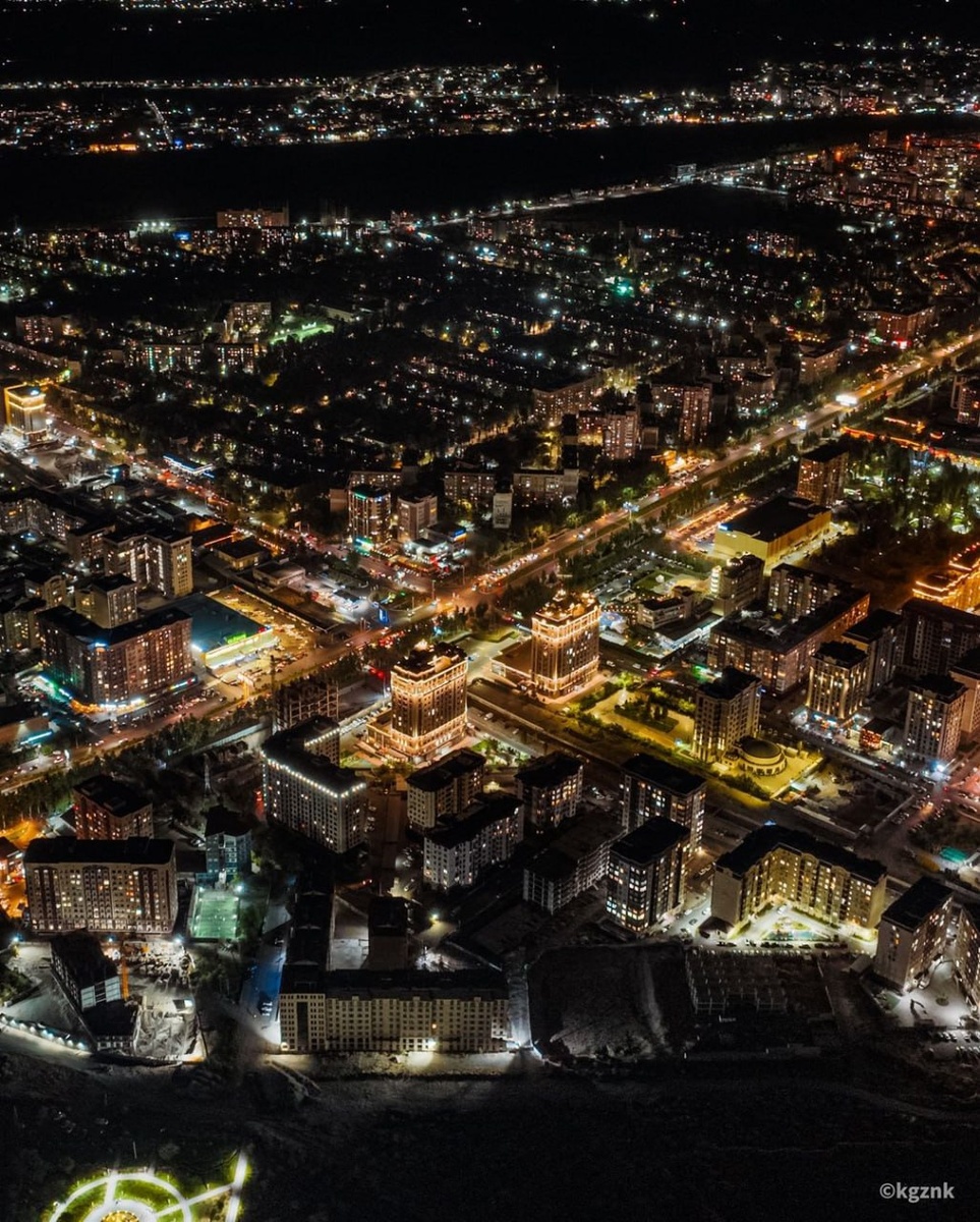 Ночной Бишкек. Фото: Нуралы Капаров.
