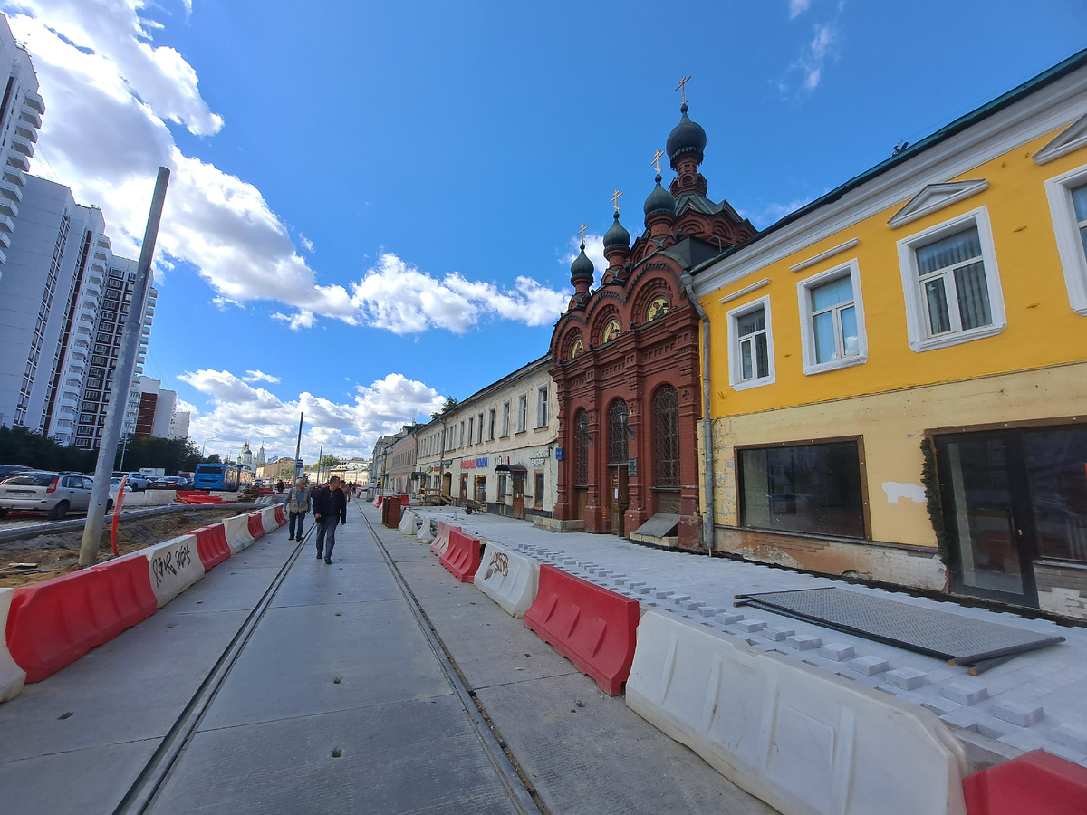 В 2017, правда, построили небольшой кусочек линии до Белорусского вокзала, и это тоже было очень хорошо, но, всё-таки, считалось больше продлением. На полноценную линию это не тянуло.