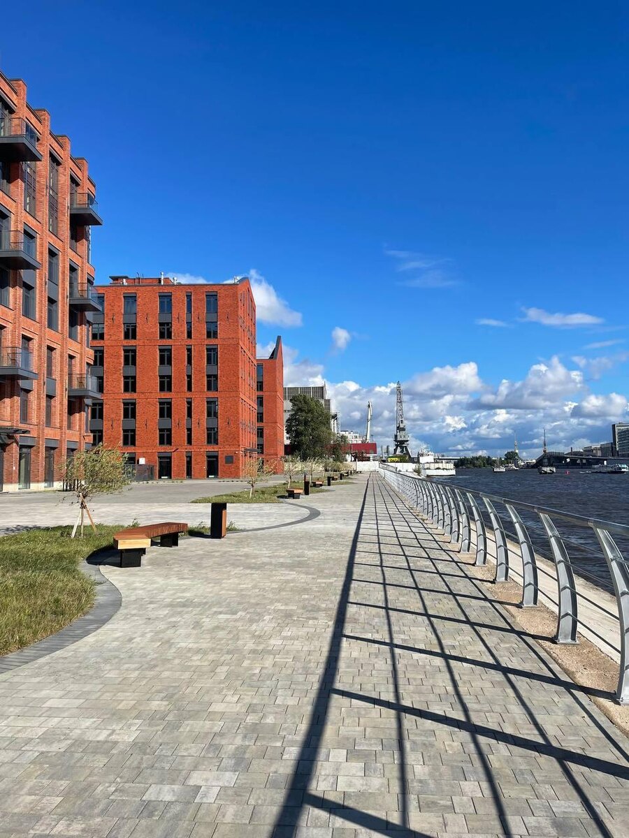 Набережная на Петровской косе