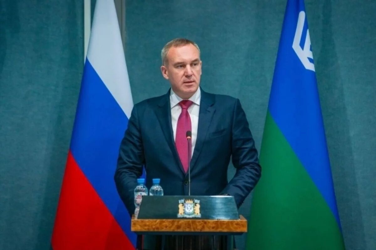    Глава округа обратился к ученикам, учителям и родителям.