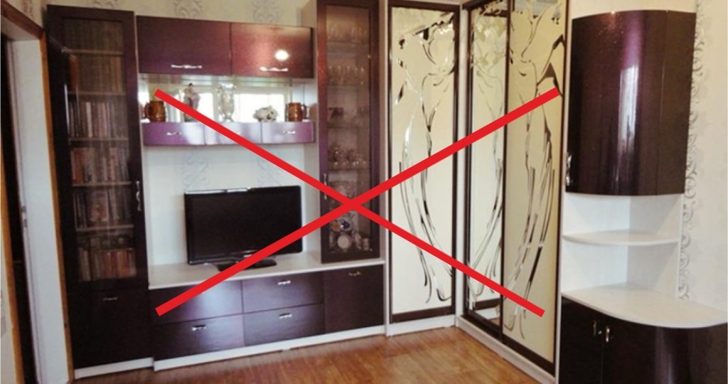 5 старомодных предметов, которые делают вашу гостиную скучной и безвкусной