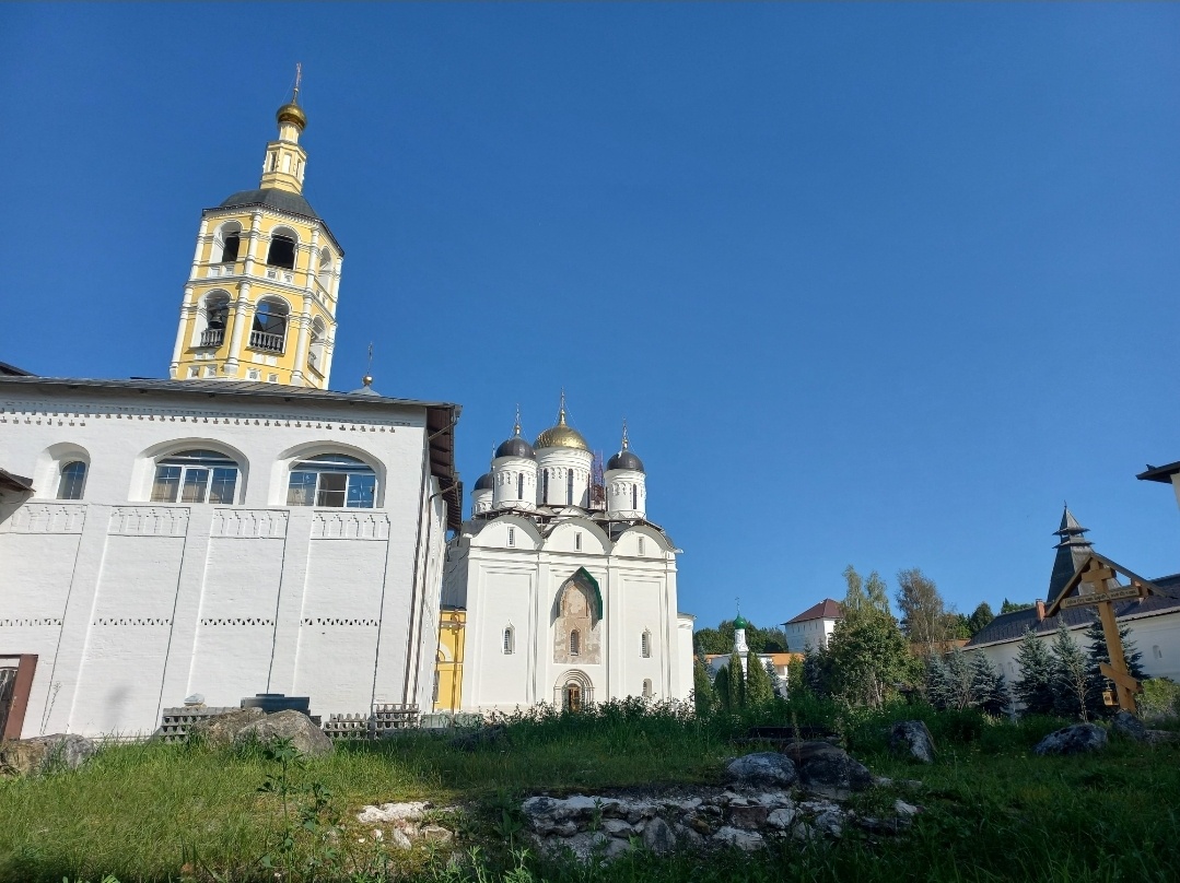 На территории