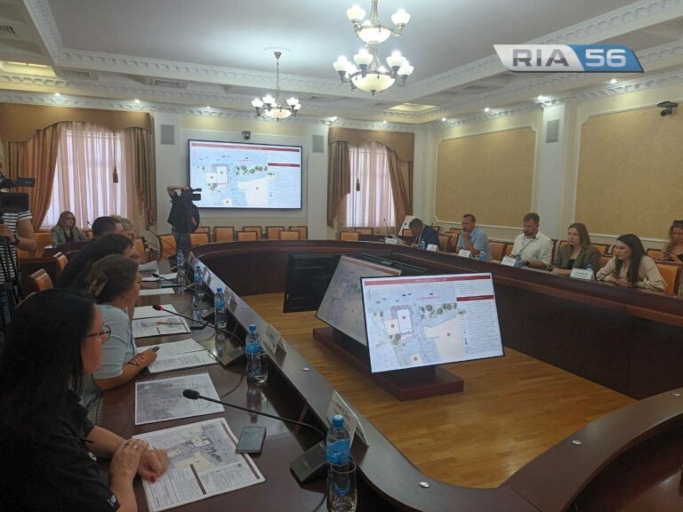    В центре Оренбурга построят четырехэтажный дом и отреставрируют торговый комплекс Андрей Севостьянов