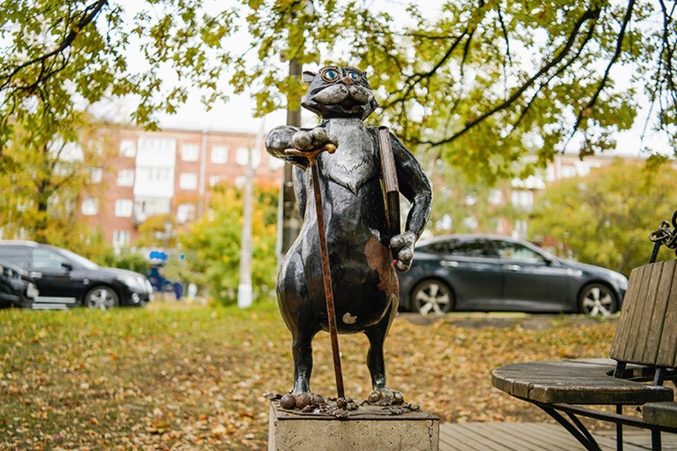    Скульптура «Кот ученый» в Ижевске. Фото: Мария Бакланова