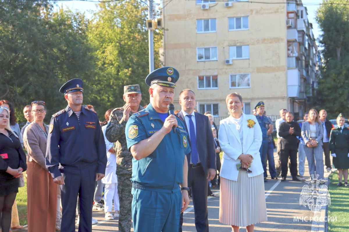    В школе Оренбурга открыт новый кадетский класс спасателей МЧС России Андрей Севостьянов