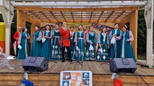 Хор русской песни «Лад» на Дне города Шадринска