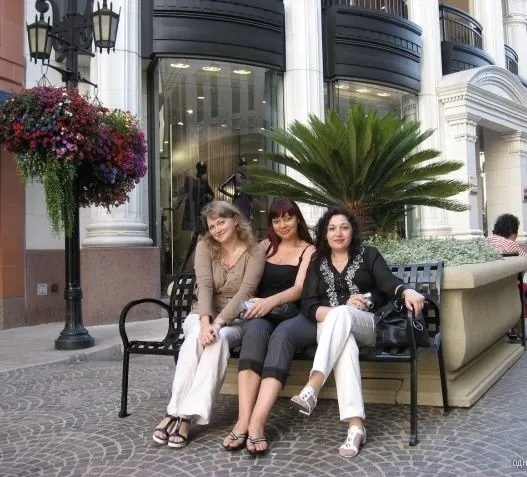 На Rodeo Drive в Лос-Анджелесе.