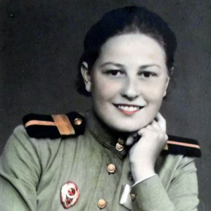 «Сталинград — это была сплошная мясорубка, с огромными потерями с обеих сторон». История 19-летней радистки Валентины Щукиной