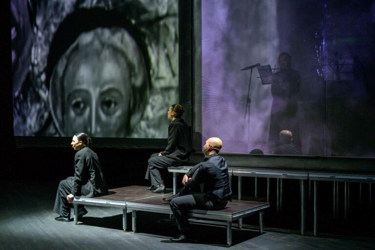    В Орском драмтеатре состоялась премьера по поэме «Табынская» Белов Михаил Александрович