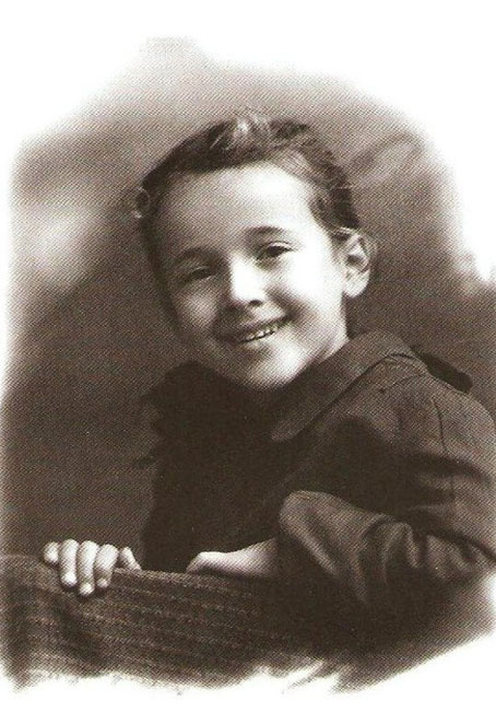 Ирина Печерникова в детстве 