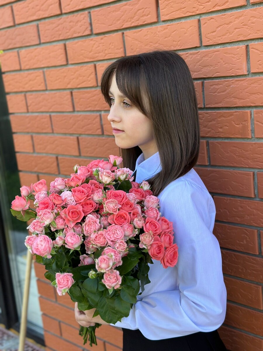 Старшая внучка Милана, 10 лет, 5 класс