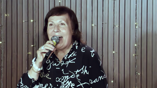 Вот кто-то с горочки спустился ноты для фортепиано. Песня красно солнышко текст. Включить песню вот такую. Включи музыку. Алиса давай споем.