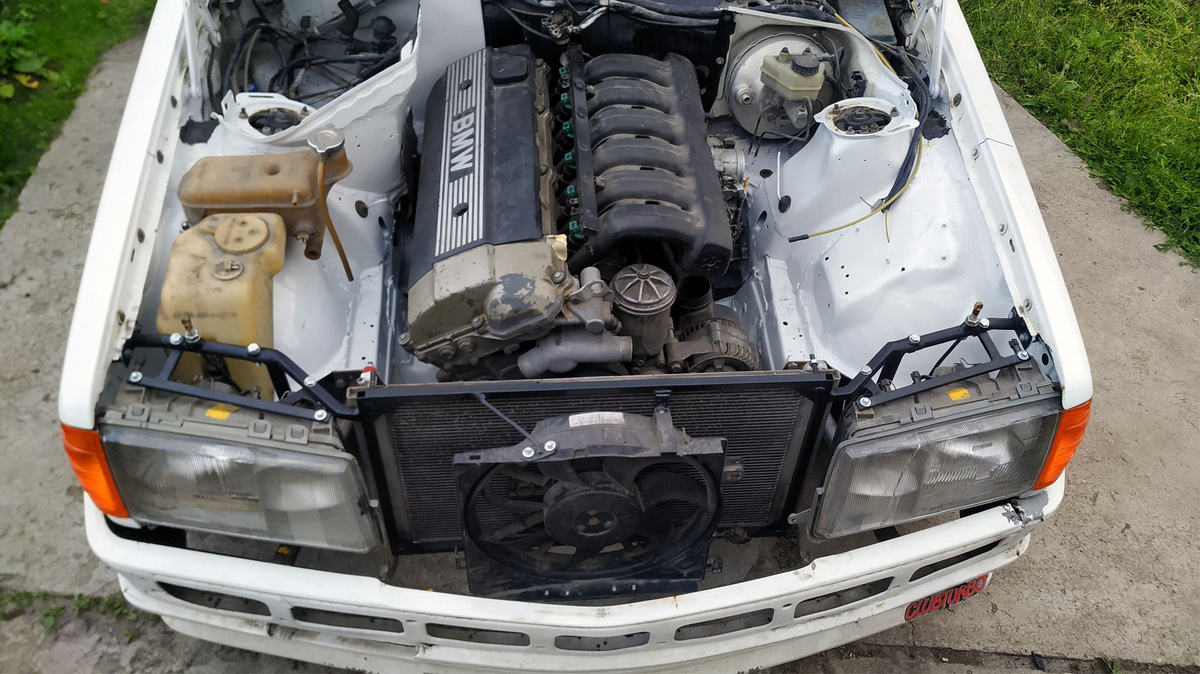 Свап M50 w201 в мерседес. 