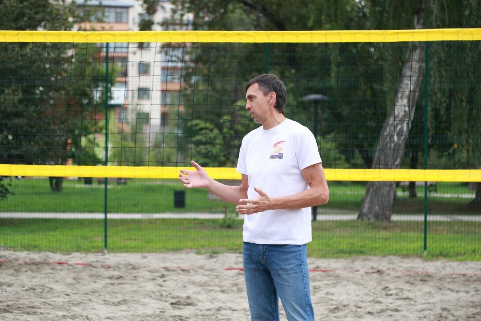    Открытие площадки для пляжного волейбола в Барнауле . Источник: Олег Укладов