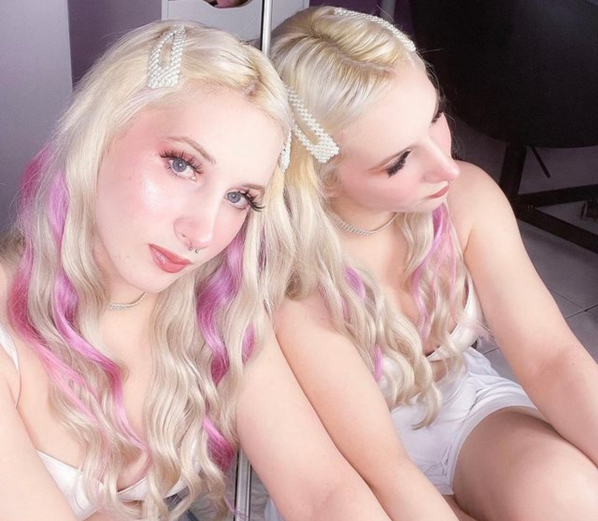    Сейчас большое количество стойких кремовых продуктов, которые к тому же еще и яркие и насыщенные, – они идеально подходят для наращенных ресниц.