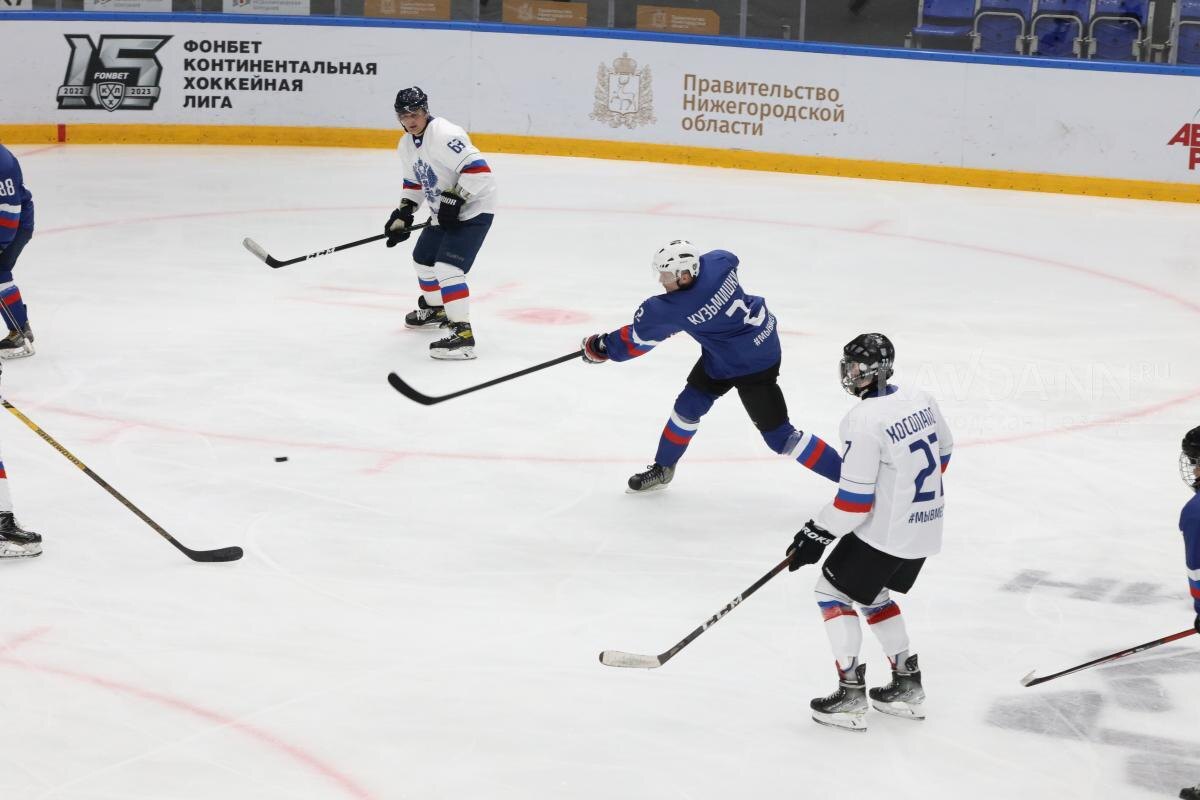    Договоры заключили на новый хоккейный сезон