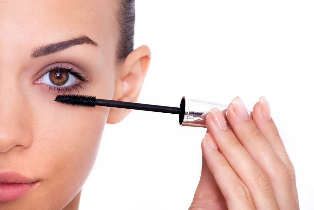 Что делать, если постоянно скатывается тушь?