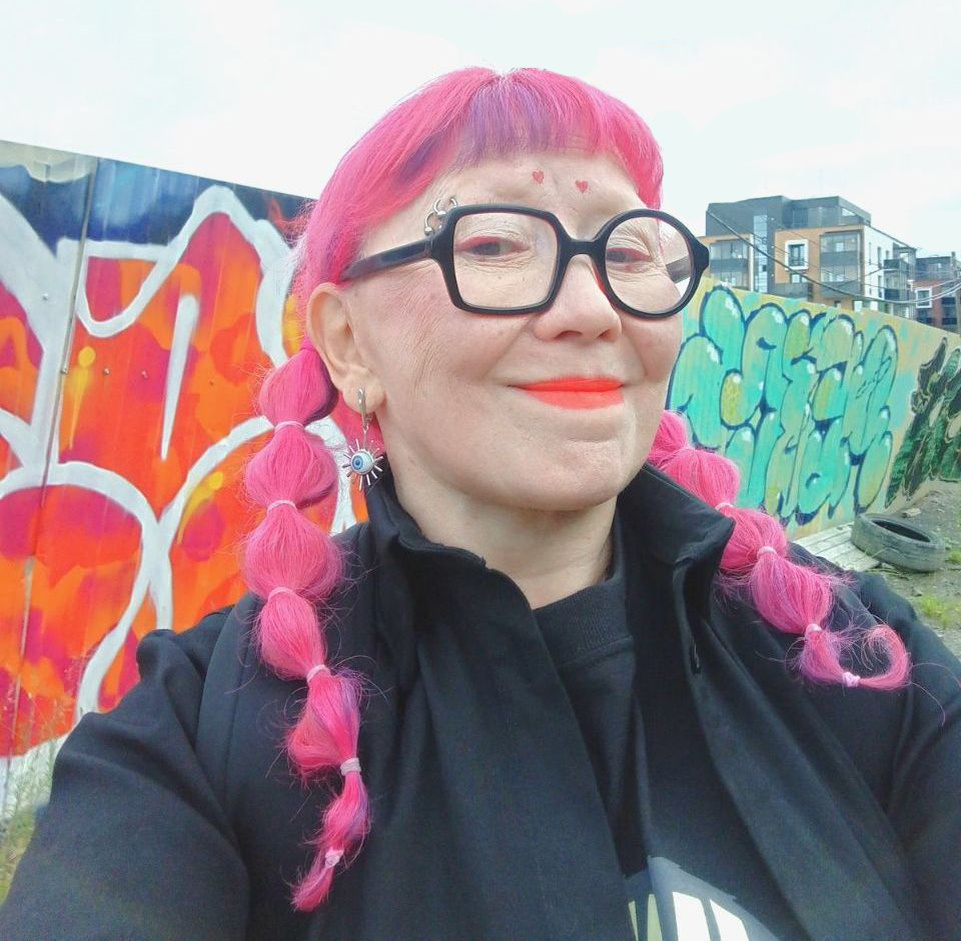 Наталья Романова, автор книг "Идеальная грамотность" и "Пиши без правил"