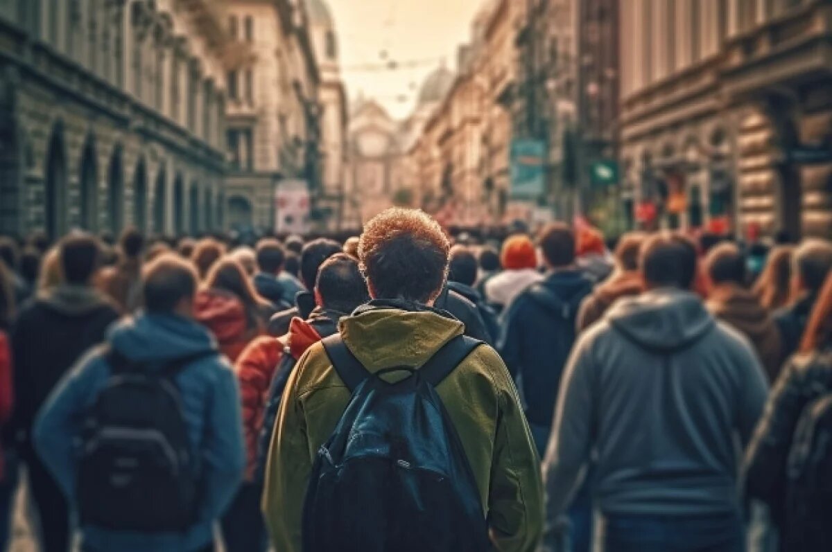    В первый учебный день у новой воронежской школы образовалась давка